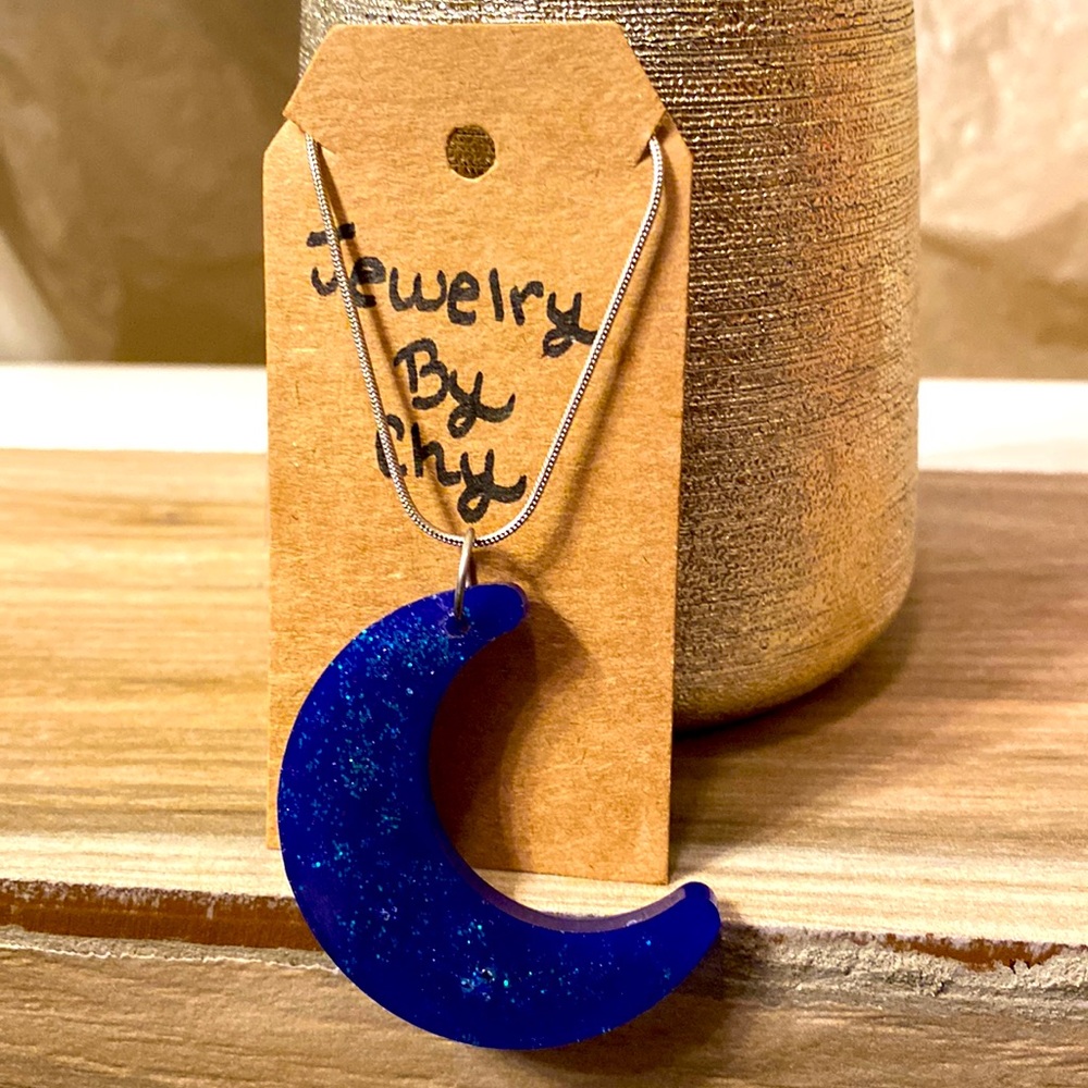 Hand crafted resin necklace